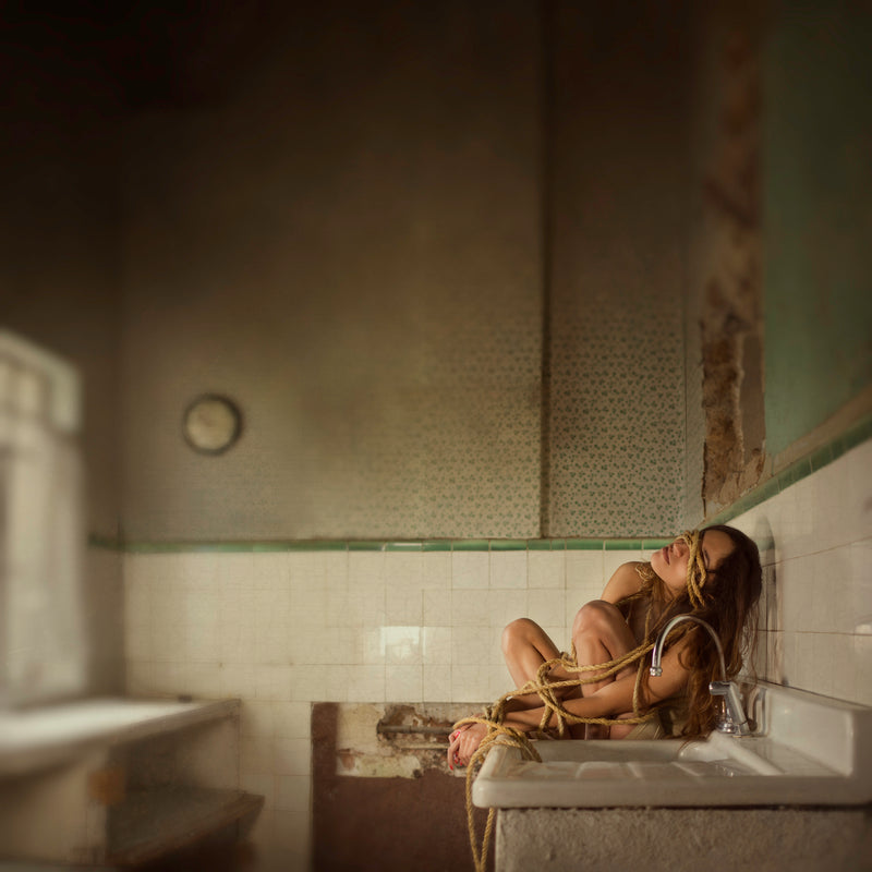 Rocio Villanueva Photography Trapped in Time - Rocio Villanueva Photography Trapped in Time - 5 Pieces Gallery - Contemporary Art & Photography